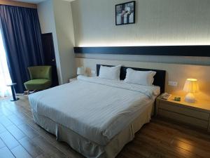lintas platinum hotel