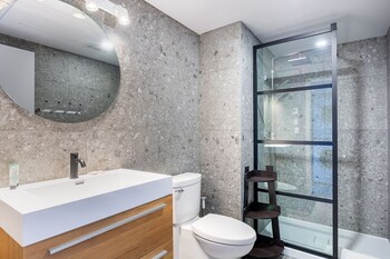 les lofts de buade par les lofts vieux quebec