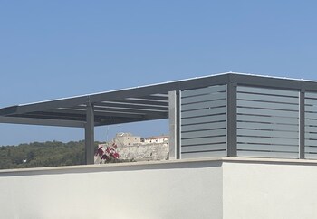 hvar