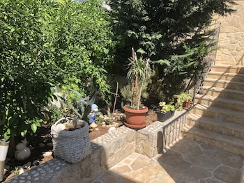 hvar