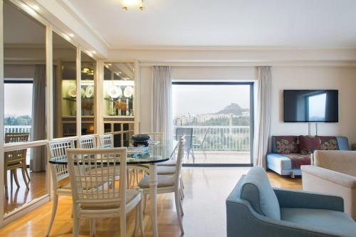 alexanders penthouse