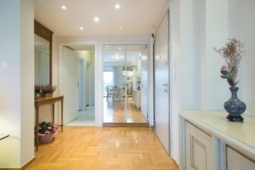 alexanders penthouse