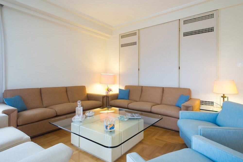 Alexander's Penthouse,Attica>>Athens,4 star