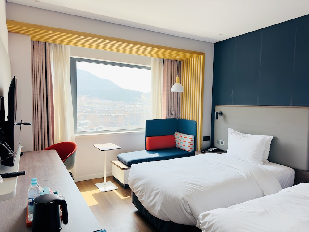 holiday inn express jinan jingshi an ihg hotel