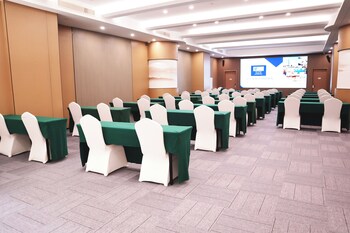 holiday inn express jinan jingshi an ihg hotel