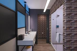 aloft little rock west