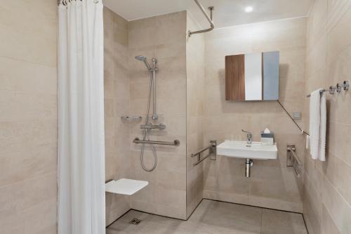 courtyard by marriott szczecin city