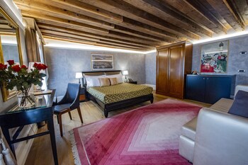 ego residence venice