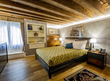 ego residence venice