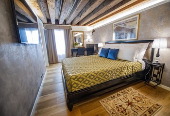 ego residence venice