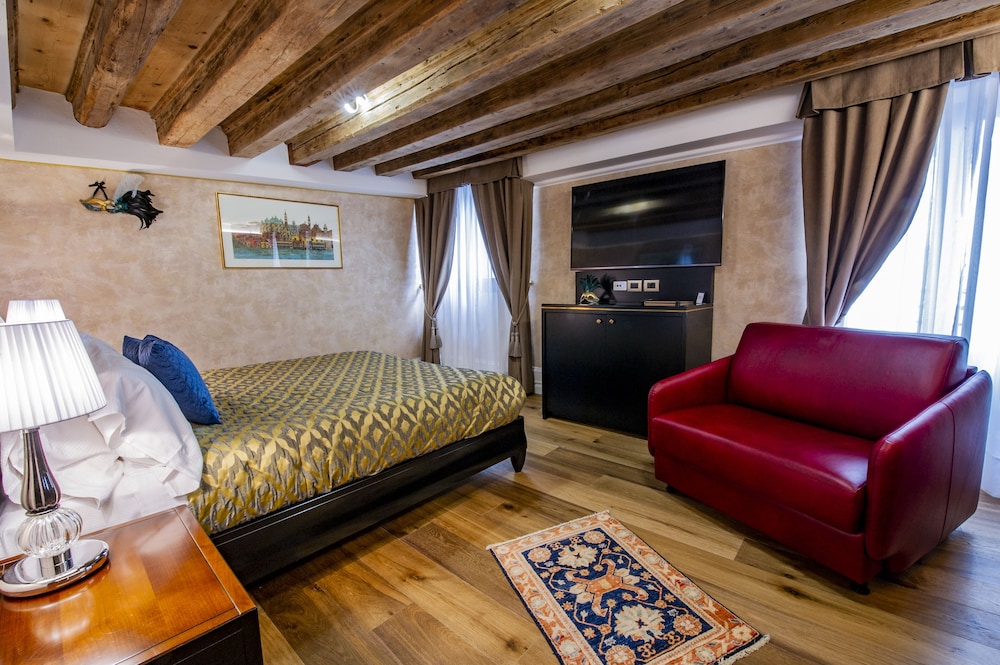 ego residence venice