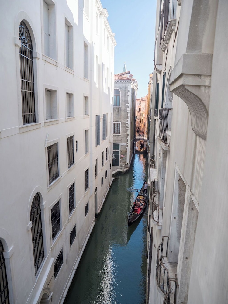 ego residence venice
