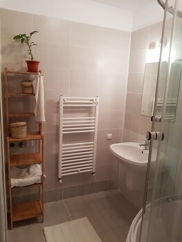 olala forest apartments