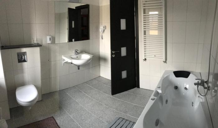 cabana sura getilor arinis