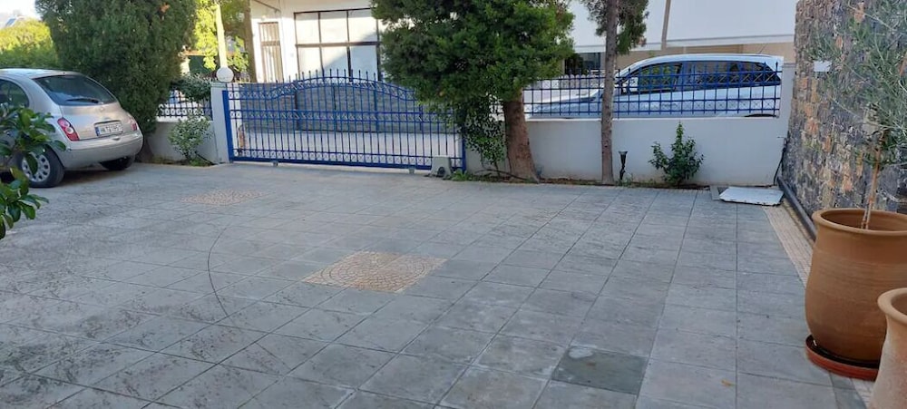 vitoraki evi