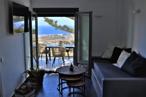 a lux villas santorini