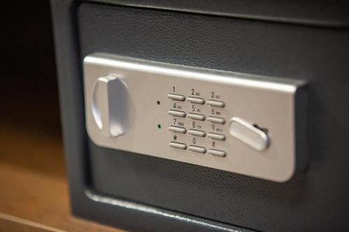 adryades luxury apartments