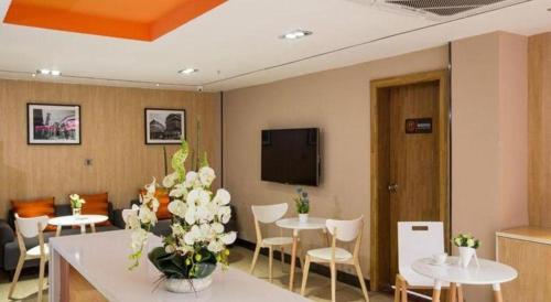 7 days inn tianjin railway station jinshiqiao subw