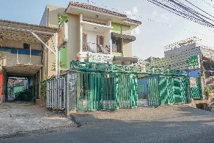 residences by reddoorz near kemang square