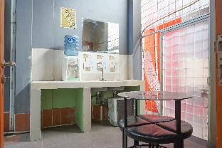 residences by reddoorz near kemang square