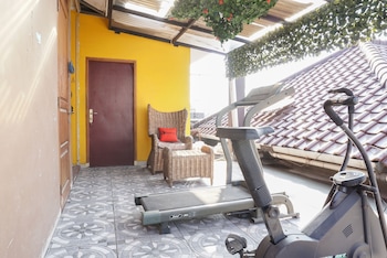 residences by reddoorz near kemang square