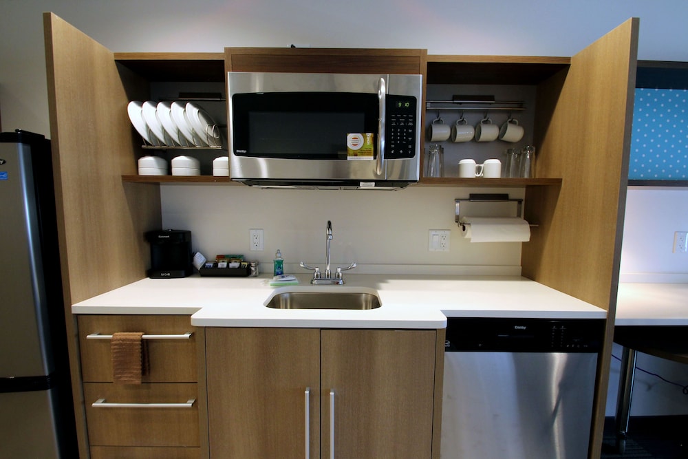 home2 suites by hilton miami doral west airport