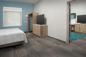 home2 suites by hilton miami doral west airport