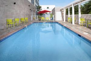 home2 suites by hilton miami doral west airport