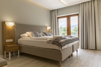 royal hill residence