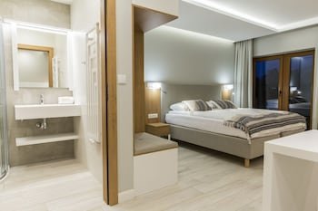 royal hill residence