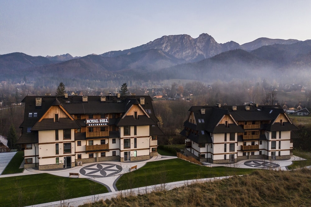 royal hill residence