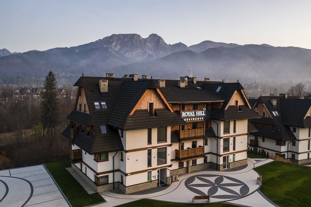 royal hill residence