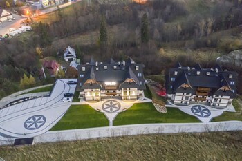 royal hill residence