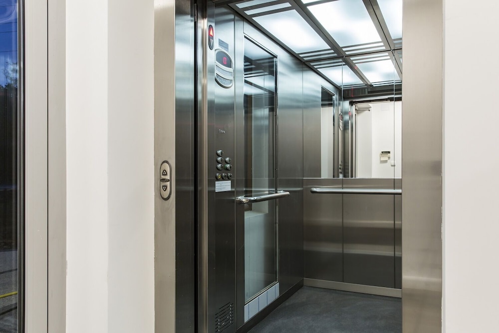 royal hill residence