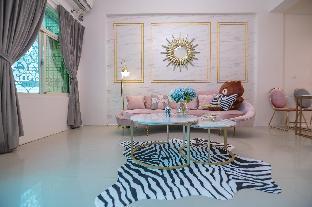 fairy tale castle bed and breakfast