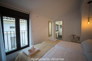 apartamentos plaza del torico