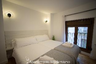 apartamentos plaza del torico
