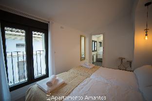 apartamentos plaza del torico