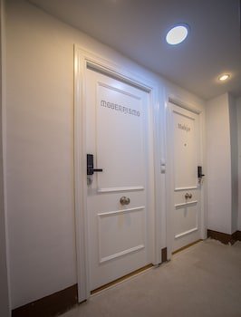apartamentos plaza del torico