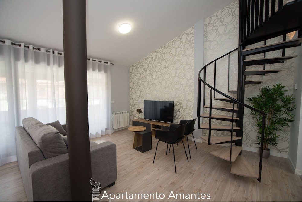 apartamentos plaza del torico