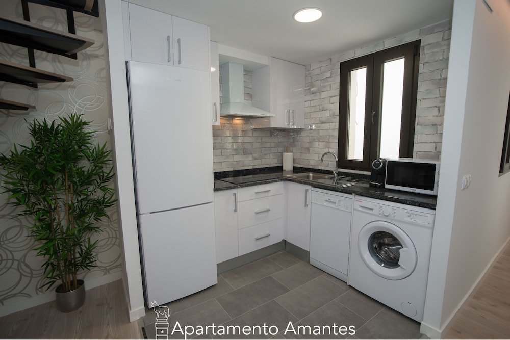 apartamentos plaza del torico
