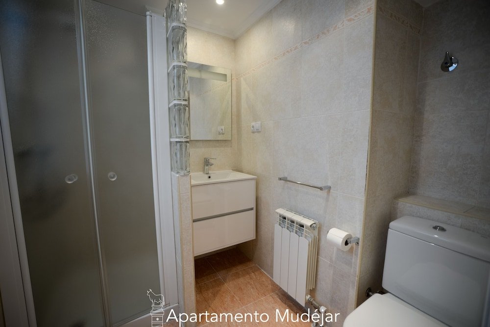 apartamentos plaza del torico