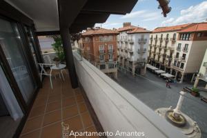 apartamentos plaza del torico