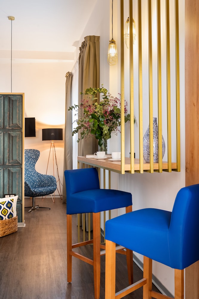 casa sevilla 1920 suites by epoca