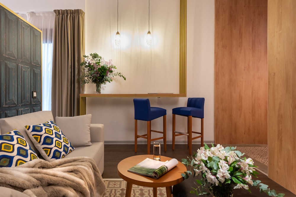 casa sevilla 1920 suites by epoca