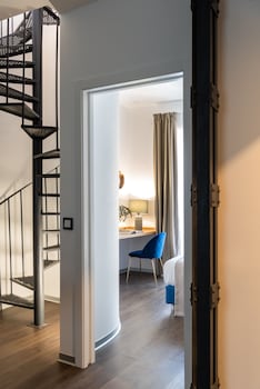 casa sevilla 1920 suites by epoca