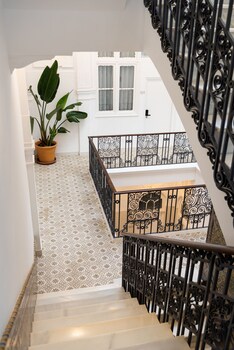 casa sevilla 1920 suites by epoca