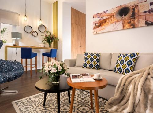 casa sevilla 1920 suites by epoca