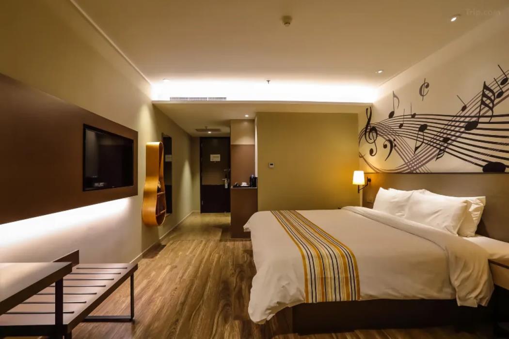 home inn plus dalian development zone jinma road wanda plaza