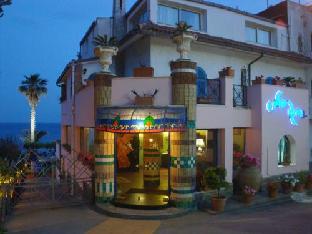 Nike Hotel,Giardini Naxos>>Catania,4 star